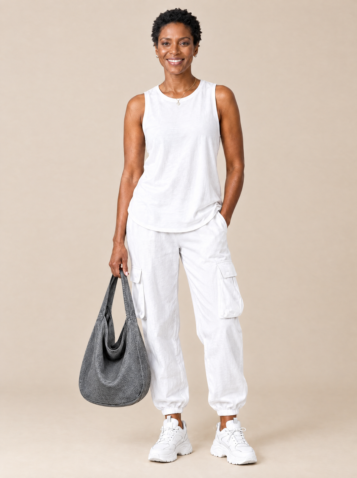 Conjunto Urbano Lucía – Blanco + bolso gris