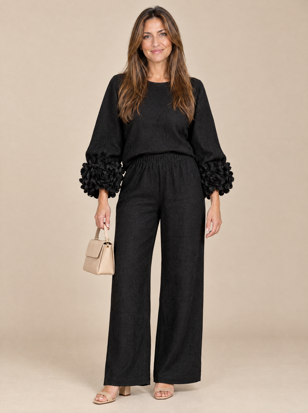 Conjunto con Puños de Flores Victoria – Negro