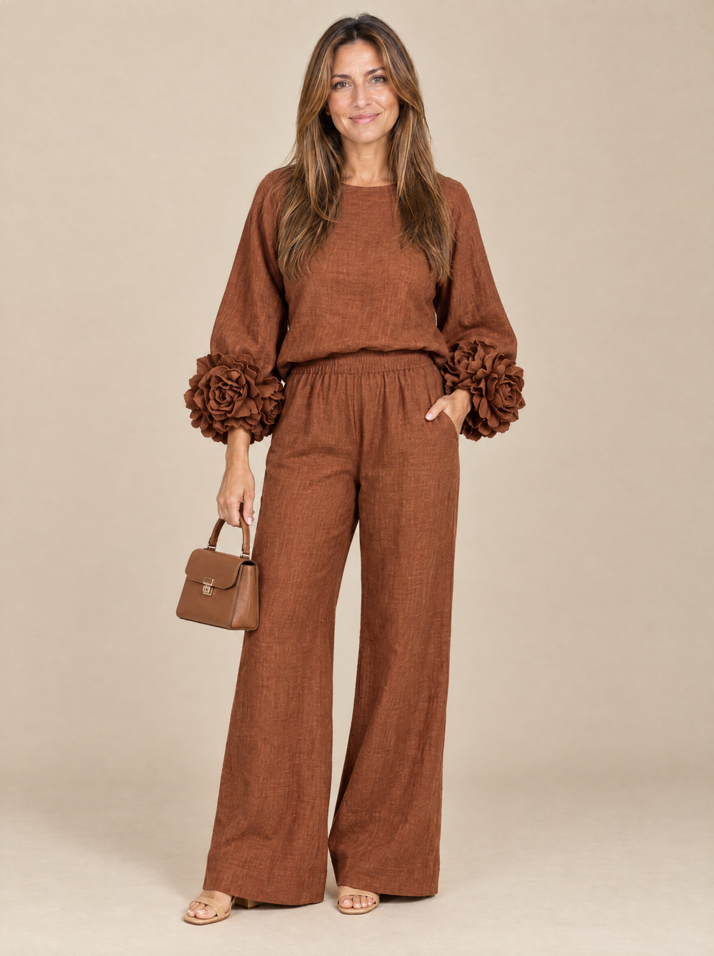 Conjunto con Puños de Flores Victoria – Marrón