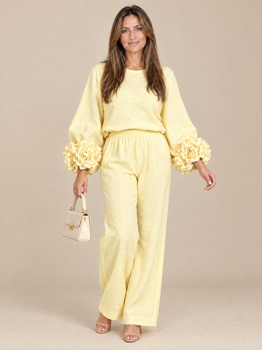 Conjunto con Puños de Flores Victoria – Amarillo