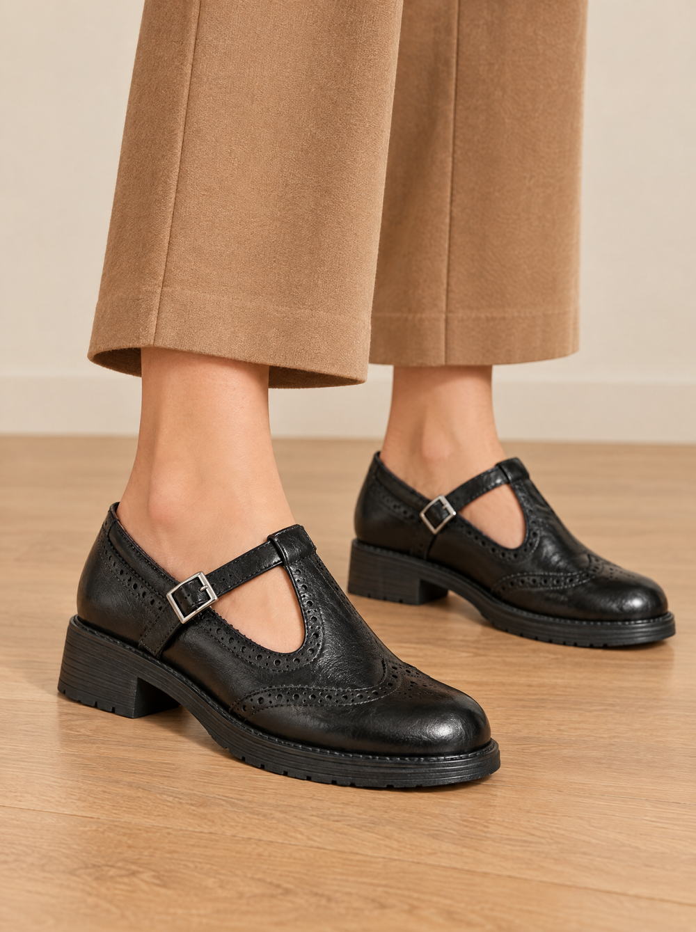 Merceditas Estilo Oxford con Hebilla Lourdes – Negro