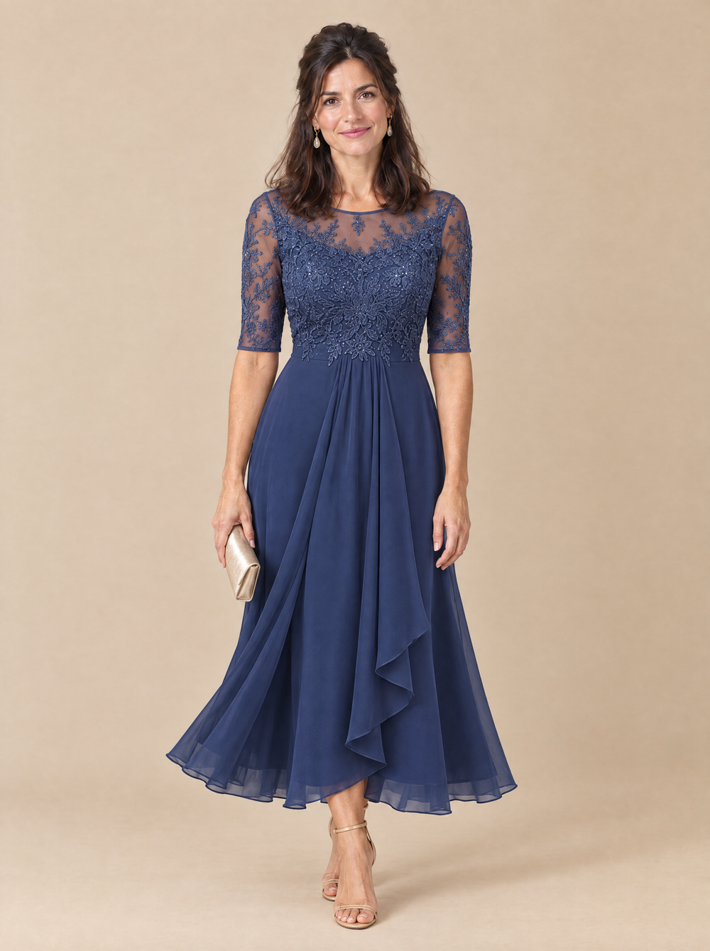 Vestido de Invitada de Encaje y Gasa Carolina – Azul Marino